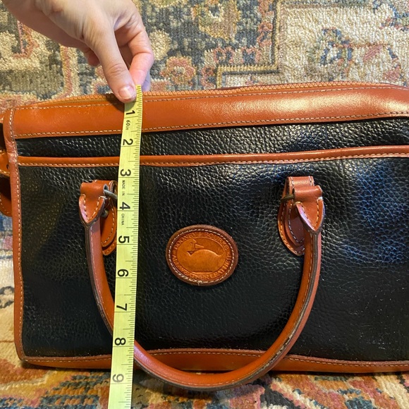 Leather Dooney&Burke Shoulder Bag | Dooney&Burke - Picture 12 of 14